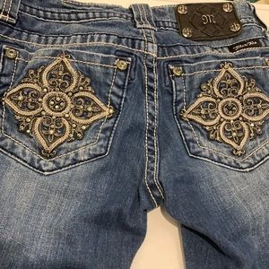 Adorable Skinny Miss Me Jeans